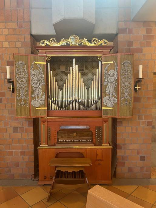Quelle: Röm.-kath. Kirchengemeinde Karlsruhe-Durlach-Bergdörfer
